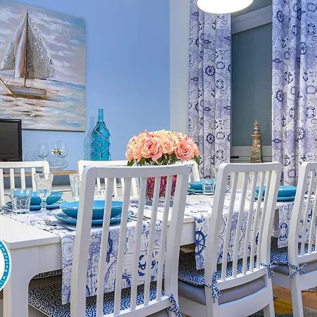 Dom wakacyjny Terrace House *